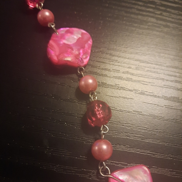 Necklace and earrings - Picture 2 of 4